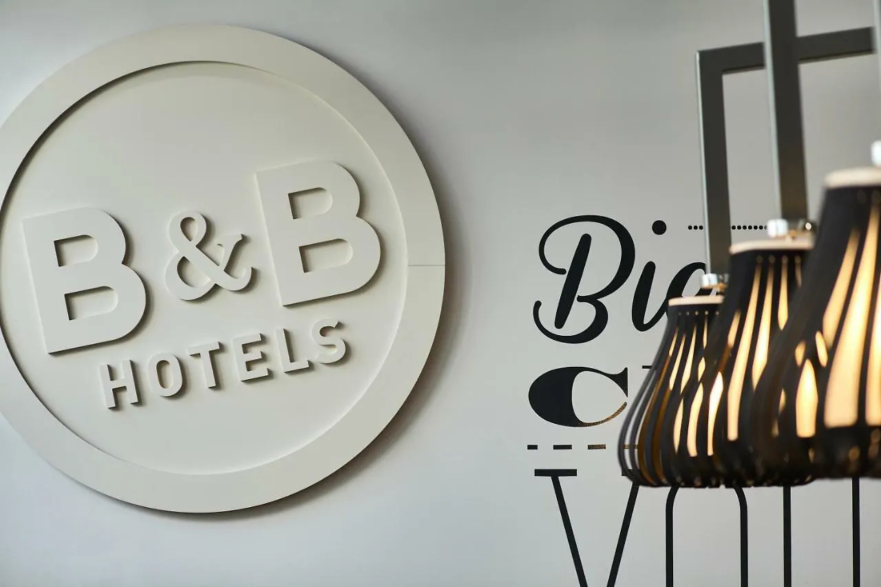 B&B Hotel Montelimar Sud 2*,  France
