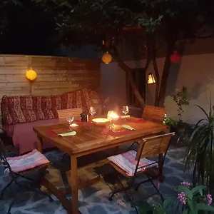 Maison Atypique Au Pied Du Chateau Ferienhaus